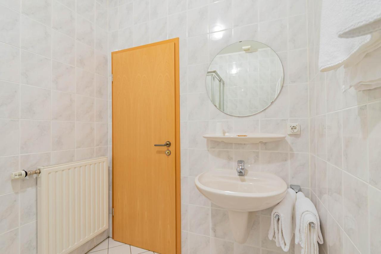 Hotel Le Petit Poete เอชเทอร์นาค ภายนอก รูปภาพ